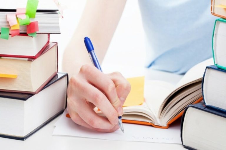 How to write application paper in English Guide for foreign students